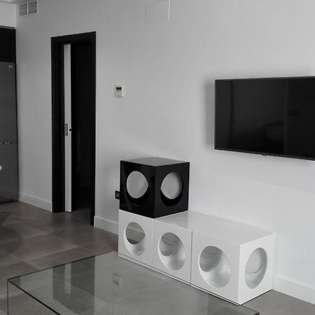 Apartamentos Las Palmeras Palma del Río Szoba fotó