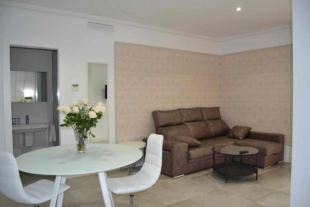 Apartamentos Las Palmeras Palma del Río Kültér fotó
