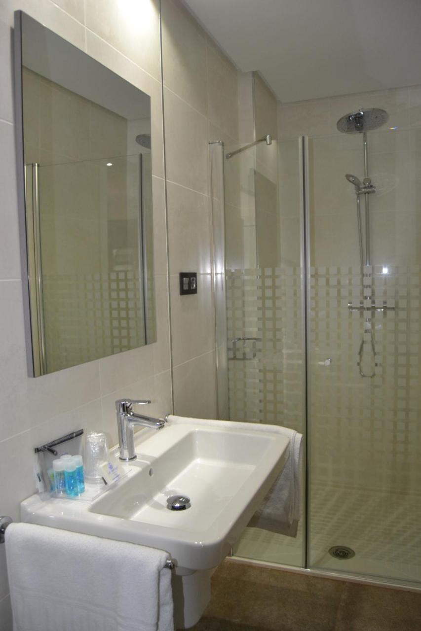 Apartamentos Las Palmeras Palma del Río Kültér fotó