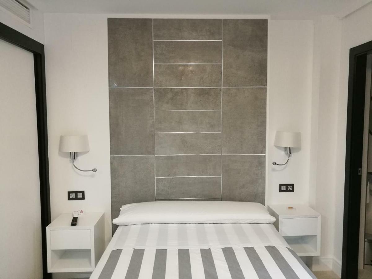 Apartamentos Las Palmeras Palma del Río Kültér fotó